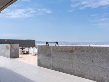Departamento en Venta en Edificio Amira, Querétaro – Ubicación Estratégica y Amenidades de Lujo !!