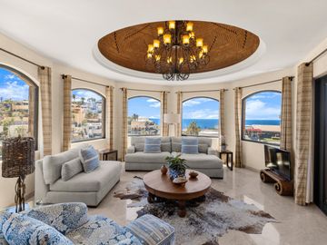 Casa en venta en Pedregal Cabo San Lucas