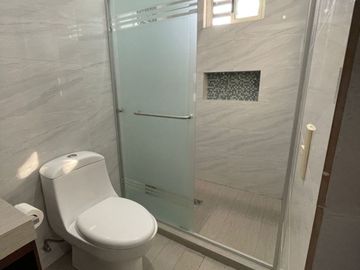 CASA HABITACIÓN EN VENTA EN SANTIAGO, NUEVO LEÓN, ZONA FRACCIONAMIENTO PRIVADA EL SABINO (LA PESCADORES), MUY CERCA DEL CORAZÓN DEL CERCADO N.L.