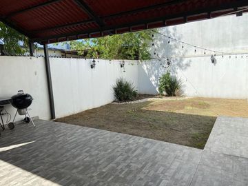 CASA HABITACIÓN EN VENTA EN SANTIAGO, NUEVO LEÓN, ZONA FRACCIONAMIENTO PRIVADA EL SABINO (LA PESCADORES), MUY CERCA DEL CORAZÓN DEL CERCADO N.L.