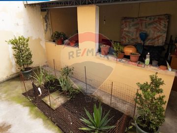 VENTA DE CASA EN AV. EL RETORNO Y MITIMAES