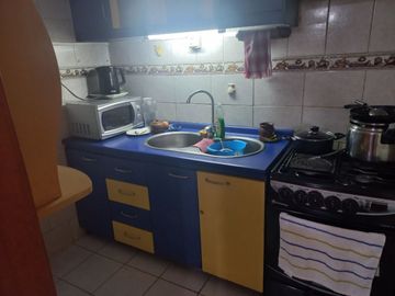 Vende Casa 3 dorm. Barrio Las Rosas