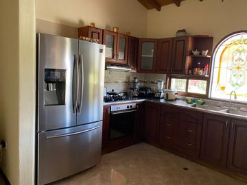 VENDO CASA CAMPESINA EN EXCLUSIVA UNIDAD LLANO GRANDE