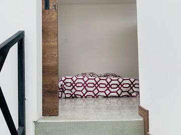 VENTA HERMOSA CASA DE OPORTUNIDAD 98 mts2 EN CONOCOTO