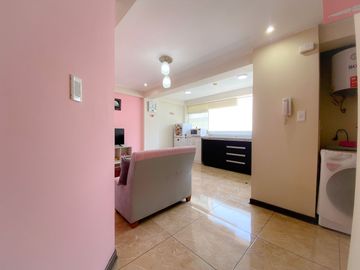 VENTA DE DEPARTAMENTO EN PISO 2 EN SURQUILLO 2D+1B