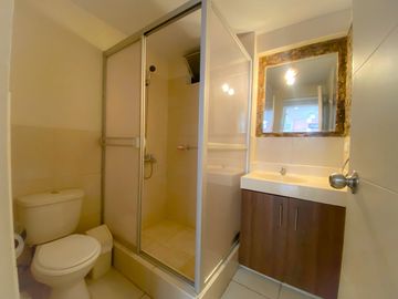 VENTA DE DEPARTAMENTO EN PISO 2 EN SURQUILLO 2D+1B