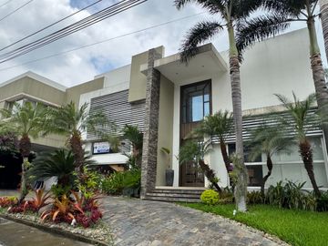 CASA EN VENTA - LOS PARQUES CEIBOS