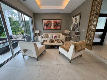 CASA EN VENTA - LOS PARQUES CEIBOS
