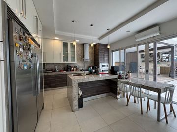 CASA EN VENTA - LOS PARQUES CEIBOS