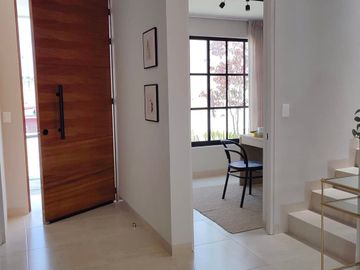 Casa en Venta de 7 x 22 al Norte Únicas