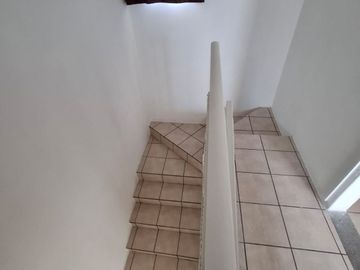 $1,200,000 Hermosa casa en VENTA en condominio Sauces, Emiliano Zapata, Morelos con alberca y seguridad