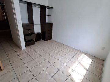 $1,200,000 Hermosa casa en VENTA en condominio Sauces, Emiliano Zapata, Morelos con alberca y seguridad