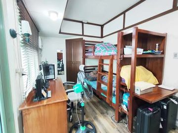 4BR Condo Unit for Sale in Magnolia Residences Quezon City