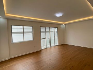 7BR Greenwoods Executive VIllage