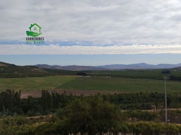 Se vende parcela de 5.000 m² en Lomas de Rauquén, con agua potable.