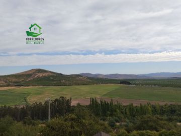 Se vende parcela de 5.000 m² en Lomas de Rauquén, con agua potable.