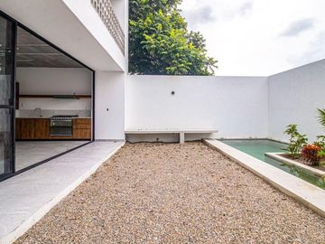 CASA TIPO LOFT CON ROOFGARDEN NUEVA A MINUTOS DEL CLUB BURGOS