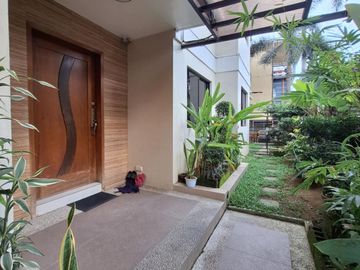 Elegant House and Lot with Roof Deck for Sale in Sto. Nino, Marikina City