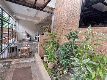 Elegant House and Lot with Roof Deck for Sale in Sto. Nino, Marikina City