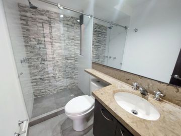 Apartamento en venta en Hacienda Casablanca - Madrid - Con full excelente club house
