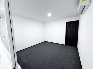 Casa en Venta en Residencial Pensiones con 4 recámaras cerca de Avenida Mérida 2000 y Periférico