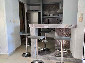 Renta departamento amueblado  por mes  en Acapulco Diamante cerca de playa