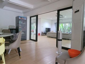 2 Storey Residential House Dasmariñas Village, Makati - FOR RENT / FOR SALE