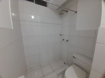 VENDO DEPARTAMENTO 84 MTS2 3 DORMITORIOS PISO 7 MIRAFLORES