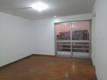 VENDO DEPARTAMENTO 84 MTS2 3 DORMITORIOS PISO 7 MIRAFLORES