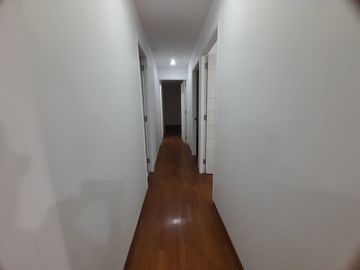 VENDO DEPARTAMENTO 84 MTS2 3 DORMITORIOS PISO 7 MIRAFLORES