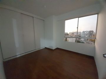 VENDO DEPARTAMENTO 84 MTS2 3 DORMITORIOS PISO 7 MIRAFLORES