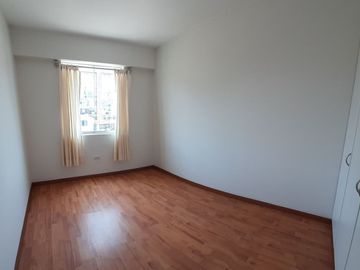 DEPARTAMENTO MIRAFLORES 03 DORM EN VENTA