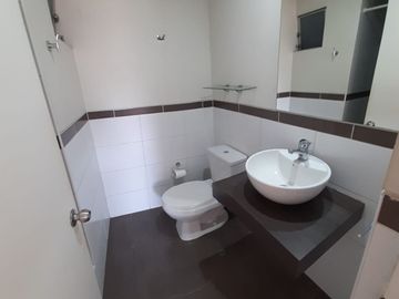 DEPARTAMENTO MIRAFLORES 03 DORM EN VENTA