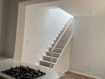 LINDO Y RENOVADO  DUPLEX EN LINCE