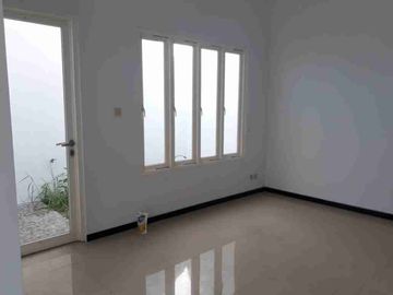 Rumah dijual Lokasi Sangat Strategis di Soekarno Hatta Kota Malang