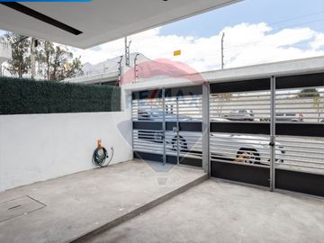 Se Vende Casa en el Retorno y Huancavilcas