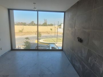 VENTA DE CASA EN EL MAYORAZGO, LEÓN, GTO.