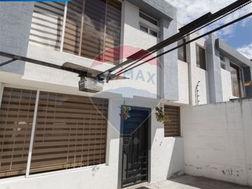 Venta Casa Nro. 6 Sector Yuyucocha - Ibarra
