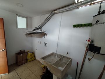 🏡 CASA EN VENTA EN LA LOMA RESIDENCIAL, BOSQUES DE SANTA ANITA, TLAJOMULCO 🏡