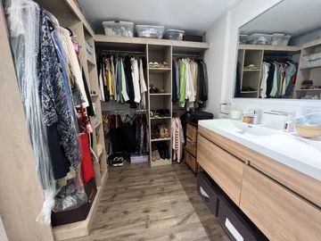 Departamento en Alterra de 3 recámaras + Deck (terraza) en oportunidad