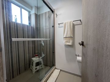Departamento en Alterra de 3 recámaras + Deck (terraza) en oportunidad