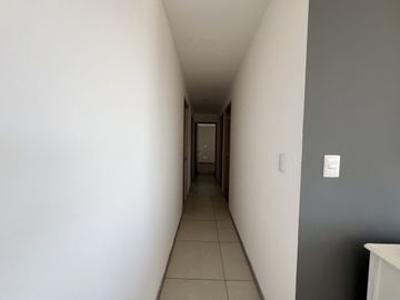 Departamento en Alterra de 3 recámaras + Deck (terraza) en oportunidad