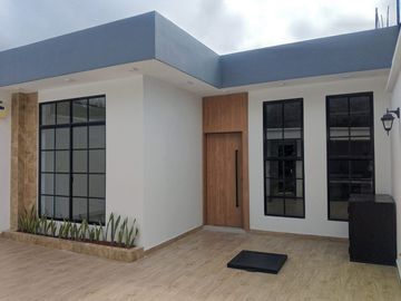 VENTA DE CASA POR LA SANTA MARTA POR EL BY PASS QUITO/QUEVEDO