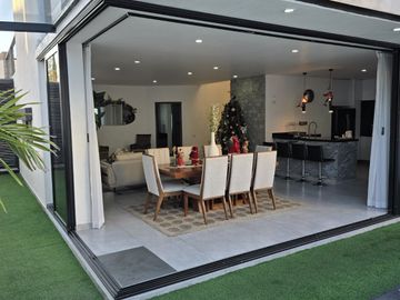 Los Robles Residencial dentro de coto Helechos.
