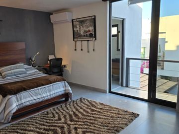 Los Robles Residencial dentro de coto Helechos.