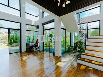 For Sale: Corner House in Xavier Estates, Uptown CDO ✨