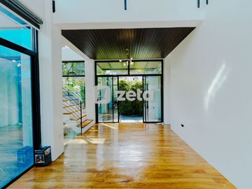 For Sale: Corner House in Xavier Estates, Uptown CDO ✨