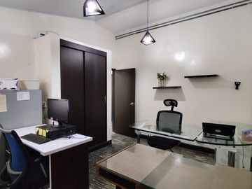 Venta casa esquinera. La Merced. Norte de Cali.