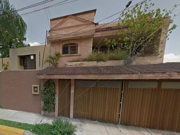 VENTA DE CASA CALLE HOLANDA LOS LAURELES ZAMORA DE HIDALGO MICHOACAN