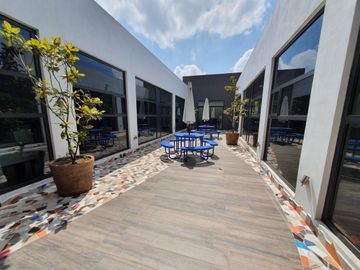 EDIFICIO CORPORATIVO EN VENTA EN METEPEC